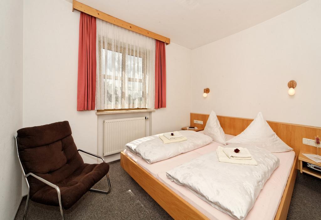 Hotel Landhaus Maria Bed&Breakfast Regen Pokój zdjęcie