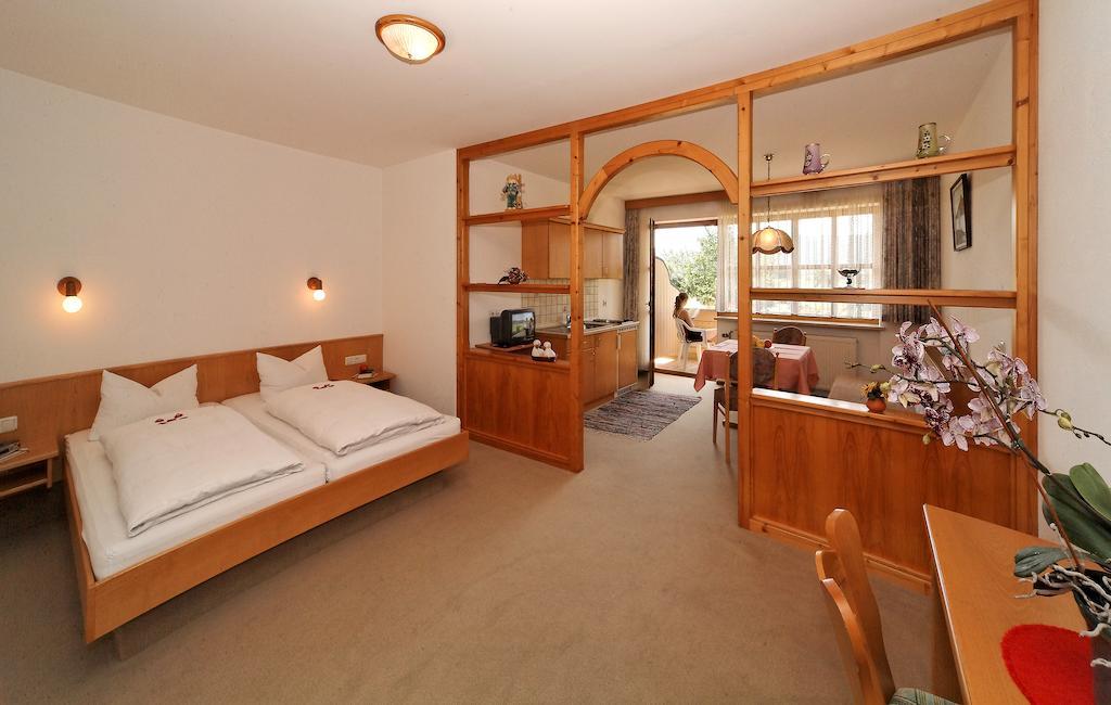 Hotel Landhaus Maria Bed&Breakfast Regen Pokój zdjęcie